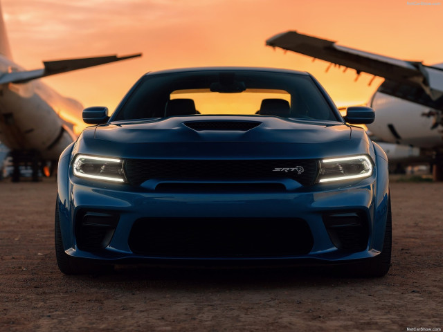 Dodge Charger SRT Hellcat фото