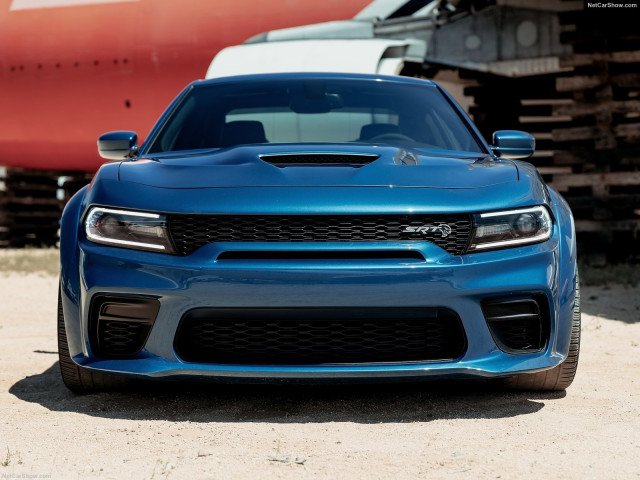 Dodge Charger SRT Hellcat фото