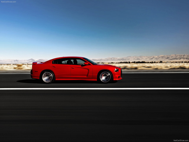 Dodge Charger SRT8 фото