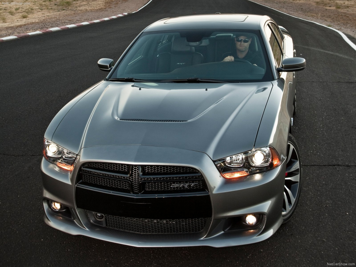 Dodge Charger SRT8 фото 87068