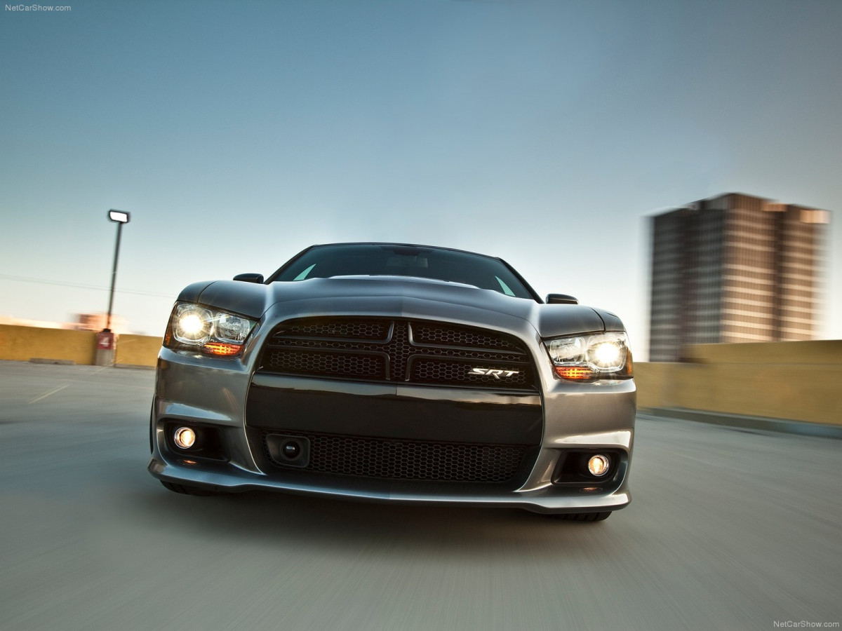 Dodge Charger SRT8 фото 87069