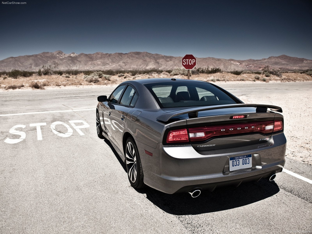 Dodge Charger SRT8 фото 87070