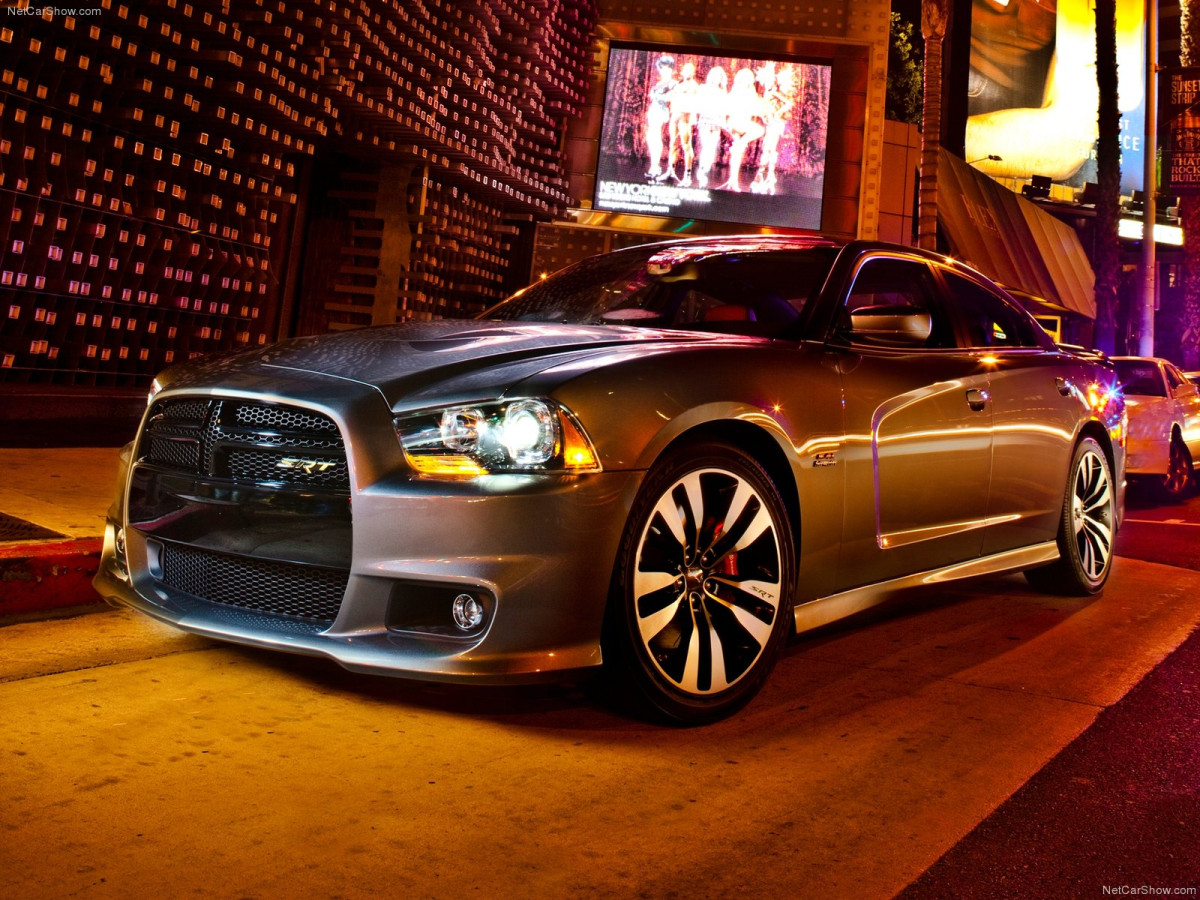 Dodge Charger SRT8 фото 87081