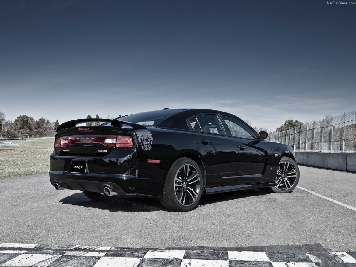 Dodge Charger SRT8 фото 89933