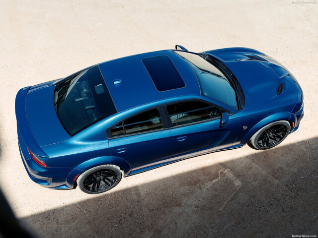 Dodge Charger фото