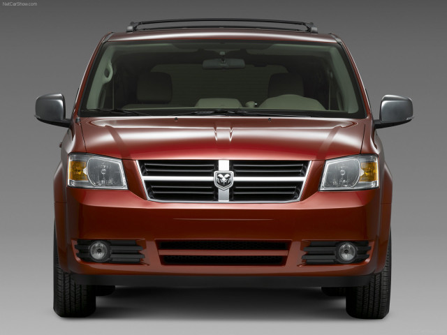 Dodge Grand Caravan фото