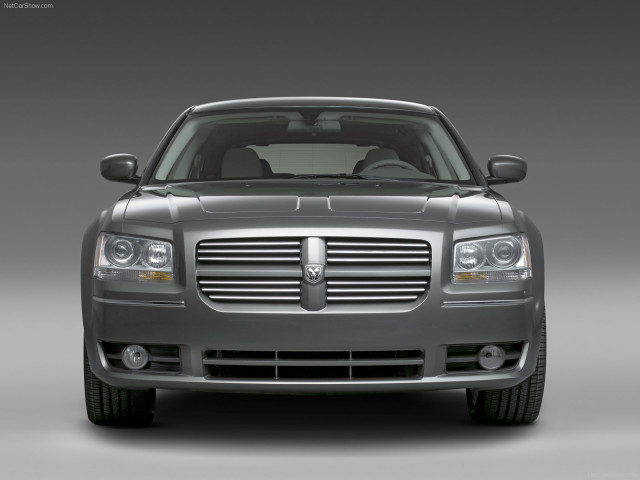 Dodge Magnum RT фото