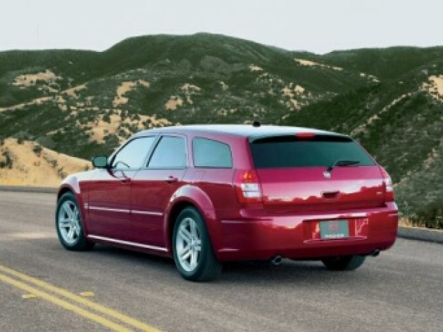 Dodge Magnum SRT фото