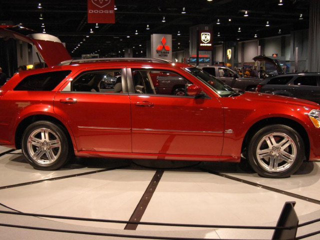 Dodge Magnum фото