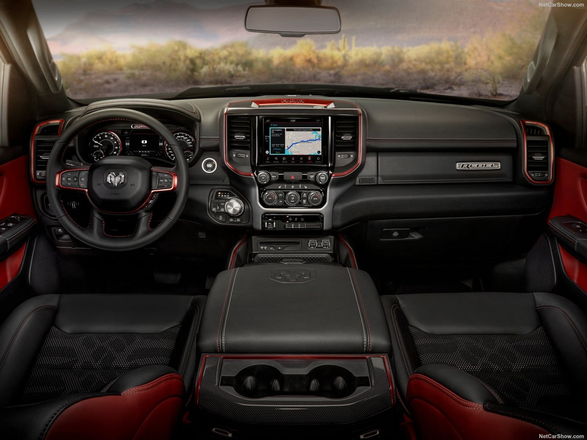 Dodge Ram 1500 фото 192015