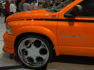 Dodge Ram 2500 фото