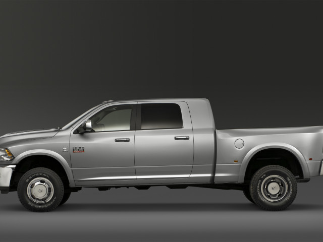 Dodge Ram 3500 фото