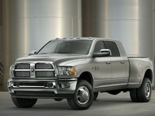 Dodge Ram 3500 фото