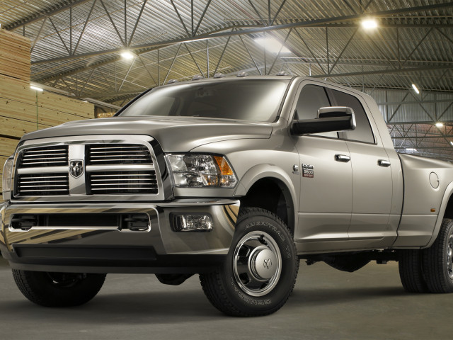 Dodge Ram 3500 фото