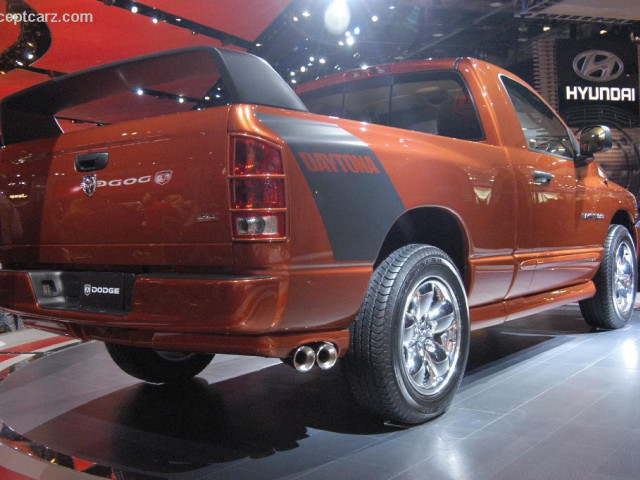 Dodge Ram Daytona фото