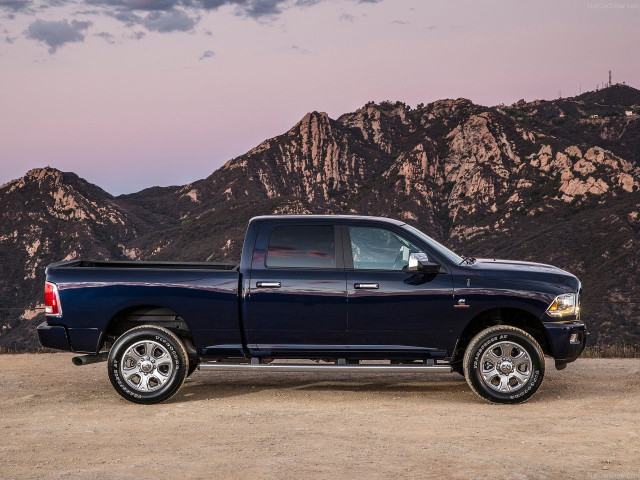 Dodge Ram Heavy Duty фото