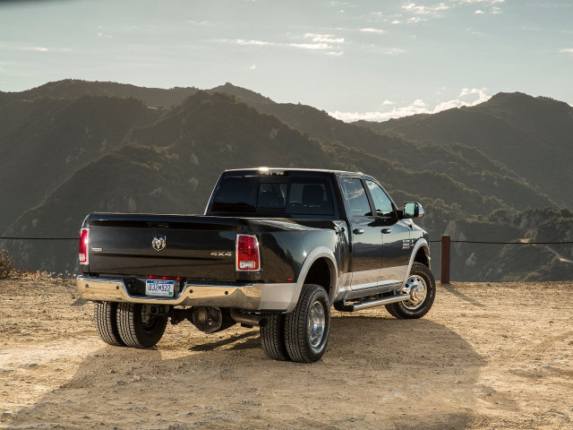 Dodge Ram Heavy Duty фото