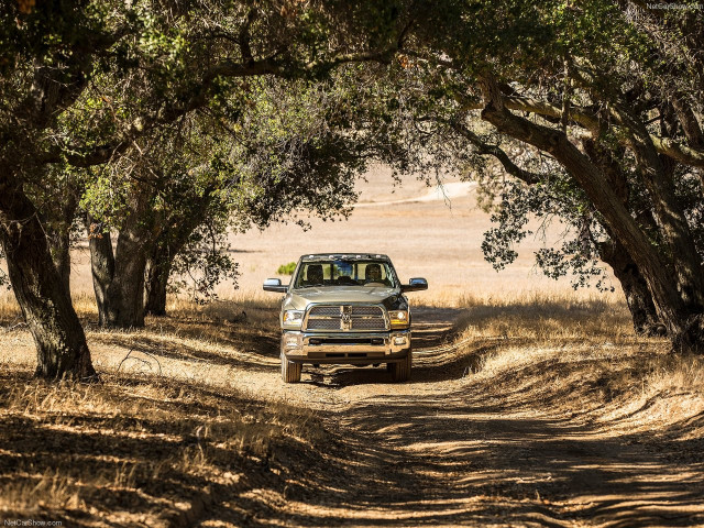 Dodge Ram Heavy Duty фото