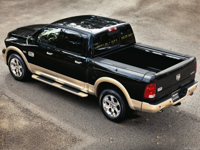 Dodge Ram Laramie Longhorn фото