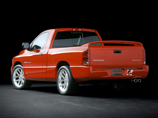 Dodge Ram SRT-10 фото