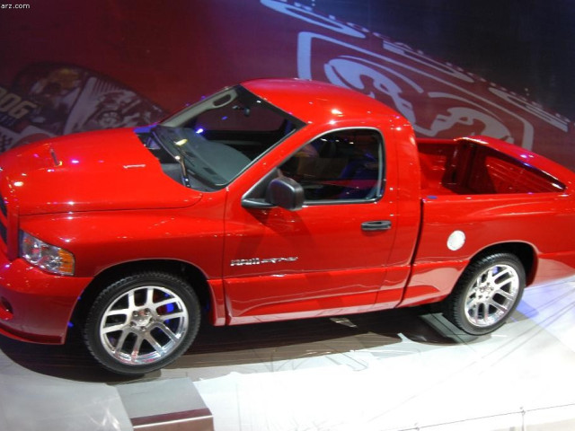 Dodge Ram SRT-10 фото