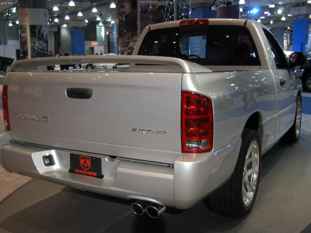 Dodge Ram SRT-10 фото