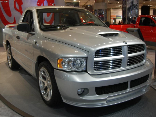 Dodge Ram SRT-10 фото