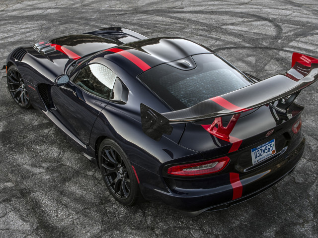 Dodge Viper ACR фото