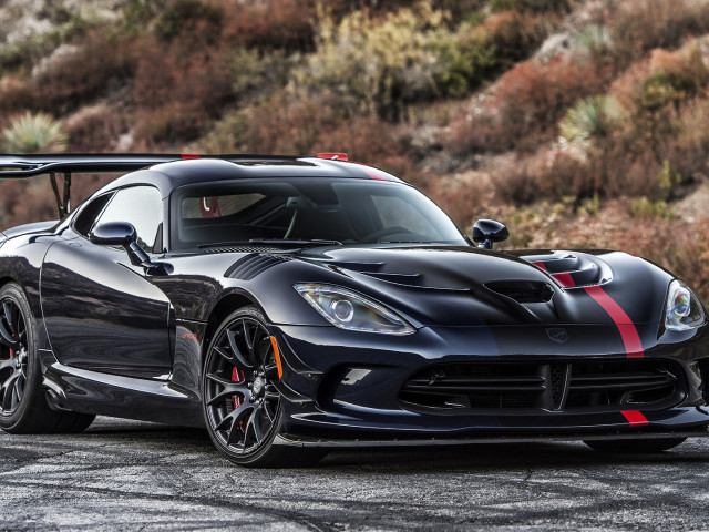 Dodge Viper ACR фото