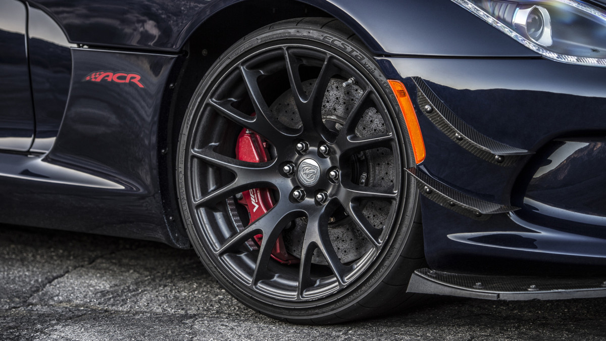 Dodge Viper ACR фото 177819