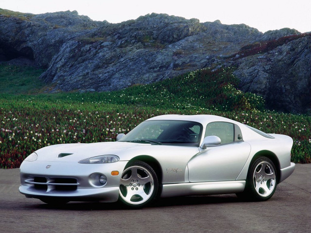 Dodge Viper GTS фото