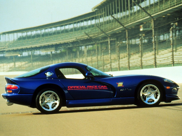 Dodge Viper GTS фото