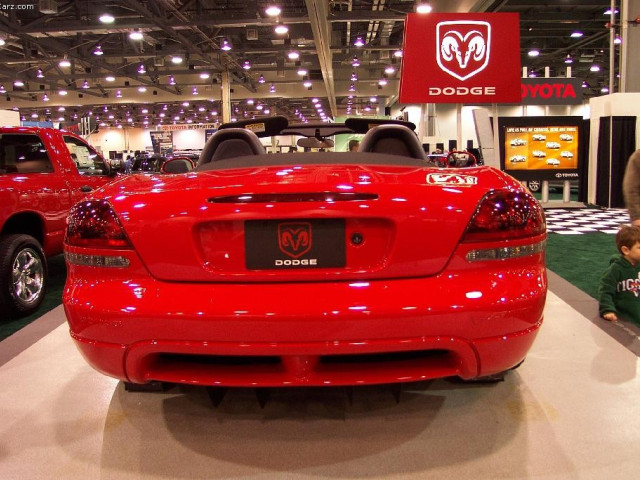 Dodge Viper RT фото