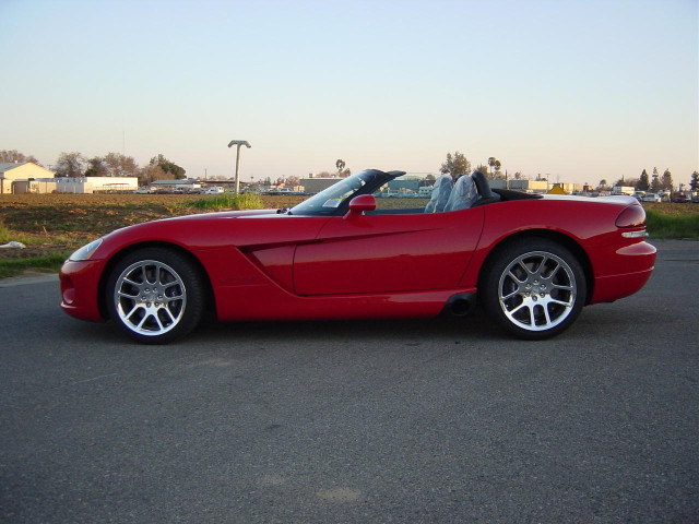 Dodge Viper SRT-10 фото