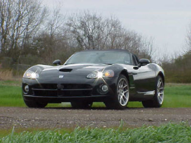 Dodge Viper SRT-10 фото