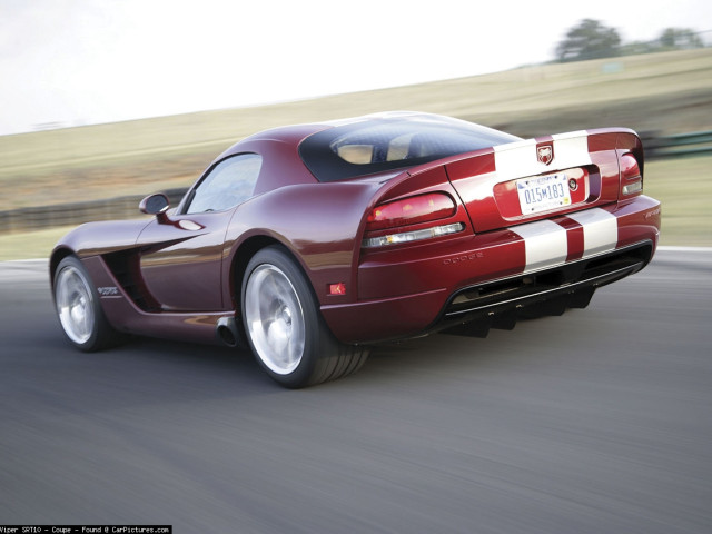 Dodge Viper SRT-10 фото