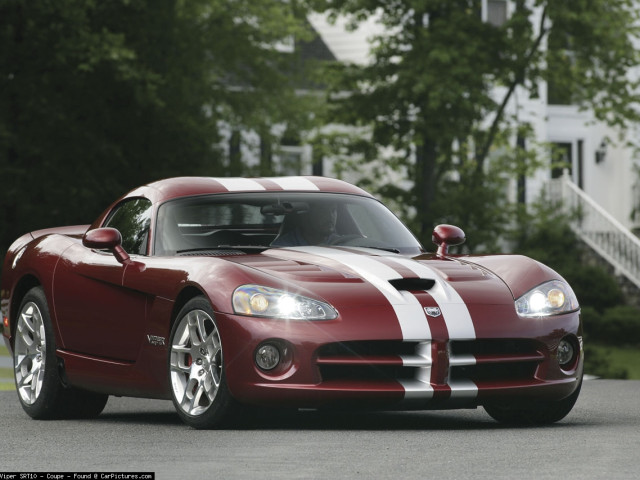 Dodge Viper SRT-10 фото