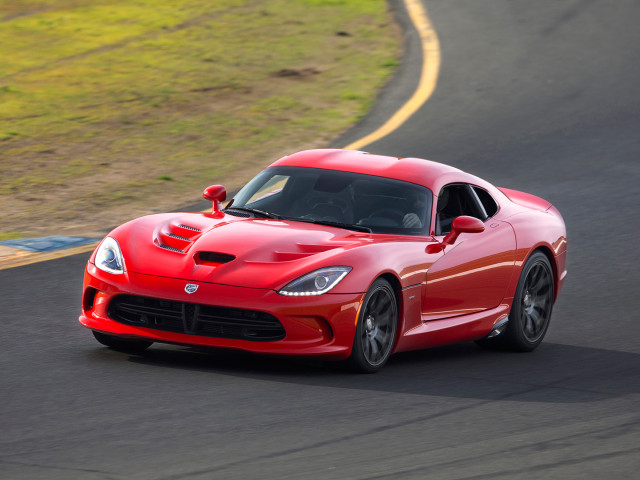 Dodge Viper SRT фото