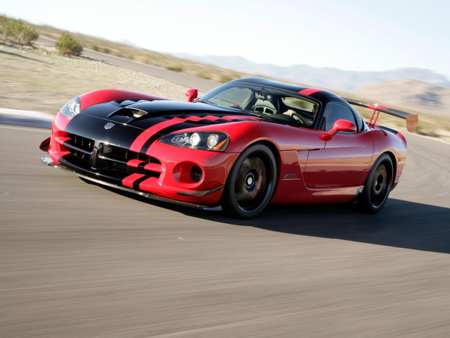 Dodge Viper SRT фото