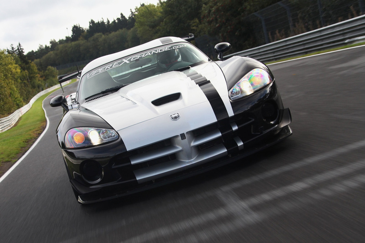 Dodge Viper SRT фото 170879