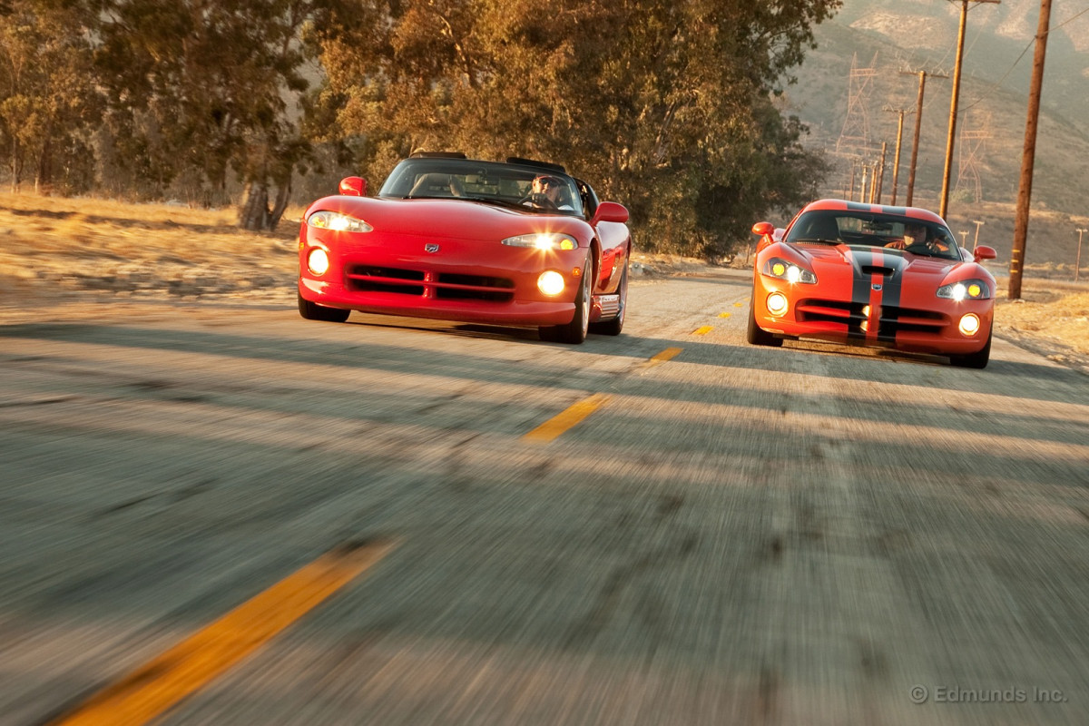 Dodge Viper SRT фото 170897