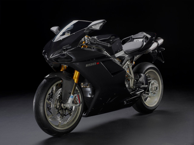 Ducati 1198 фото
