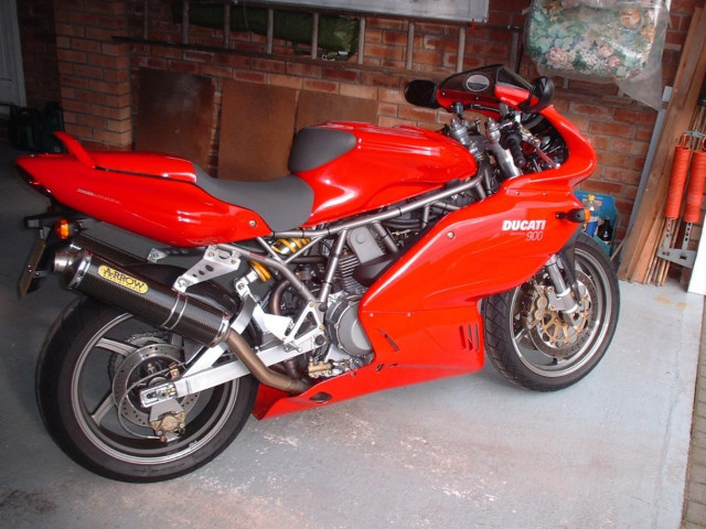 Ducati 900 SS фото