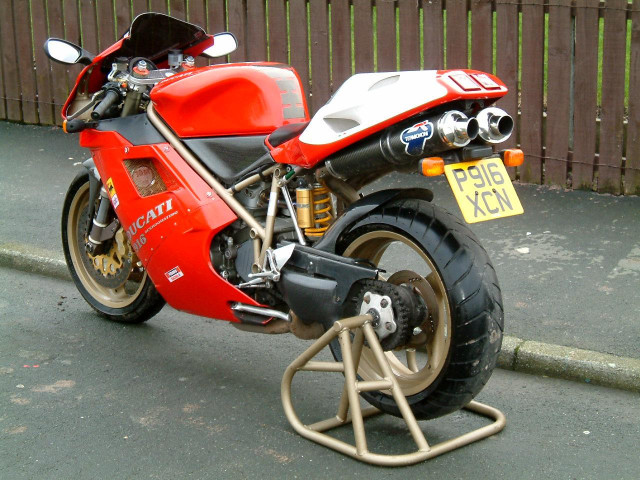 Ducati 916 фото