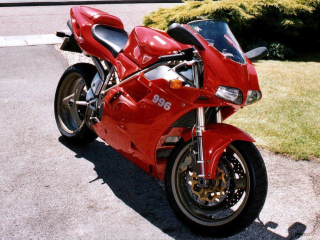 Ducati 996 фото