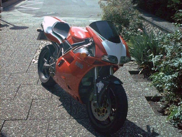 Ducati 996 фото