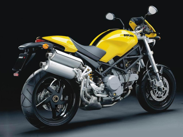 Ducati Monster S2R 1000 фото