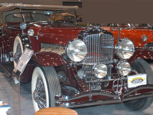 Duesenberg Dual Cowl Phaeton фото