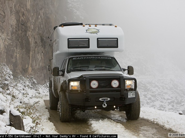 EarthRoamer XV-LT Ford F-550 фото