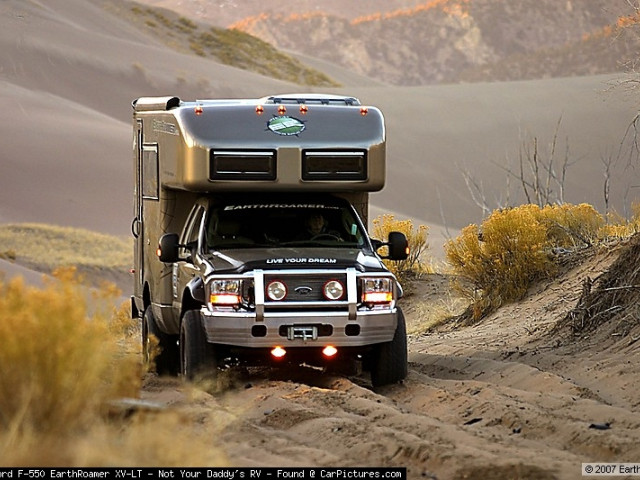 EarthRoamer XV-LT Ford F-550 фото